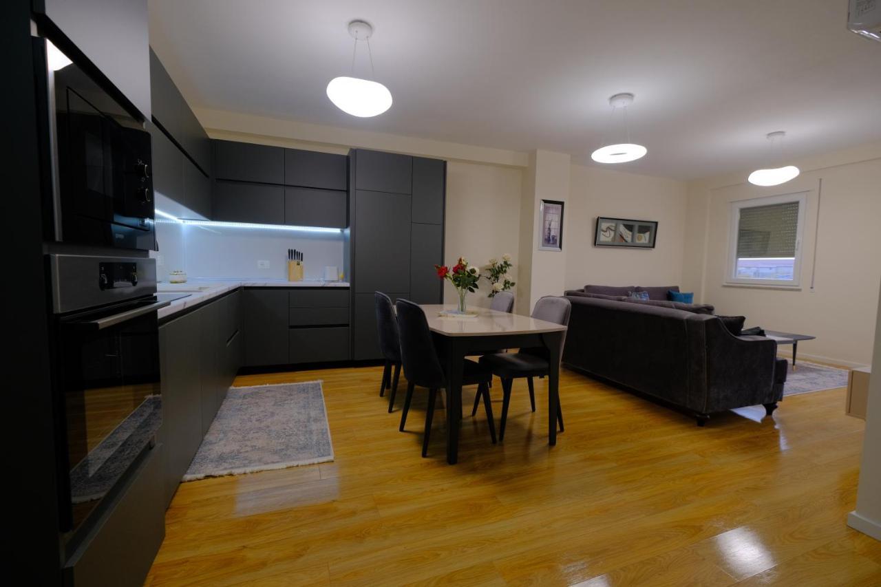 Comfy Apartment In Szkodra Zewnętrze zdjęcie